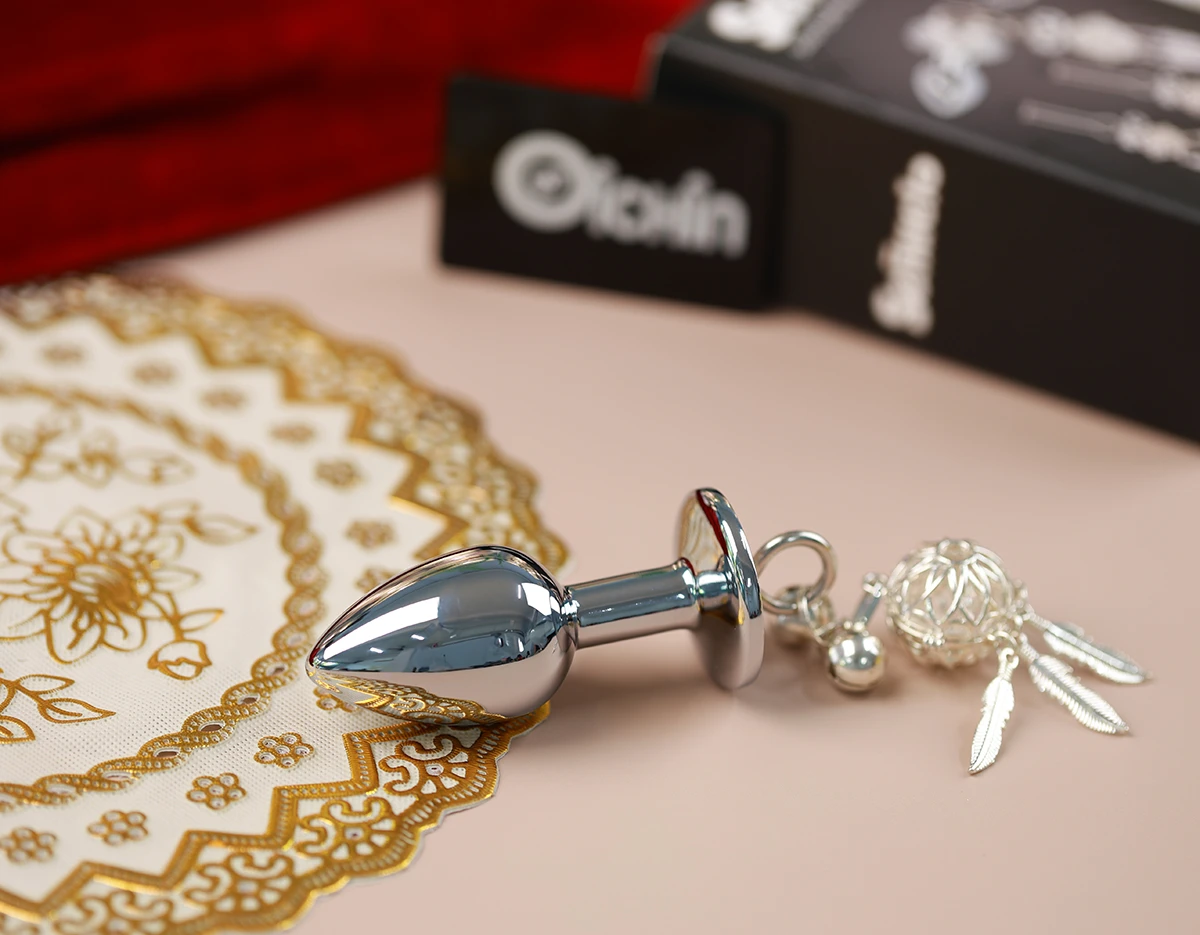 Bộ đôi BDSM kích thích hậu kèm kẹp vú Chisa Senuelo đèn sáng