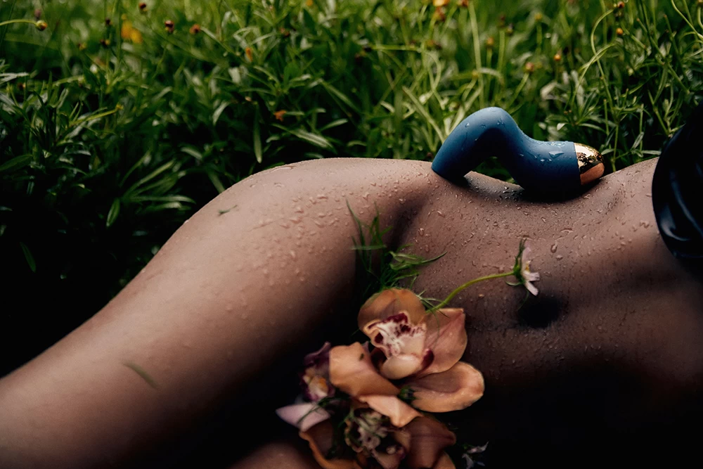 So sánh Svakom Pulse Pure kích thích nhũ hoa và âm vật công nghệ sóng âm cao cấp So sánh Svakom Pulse Pure kích thích nhũ hoa và âm vật công nghệ sóng âm cao cấp