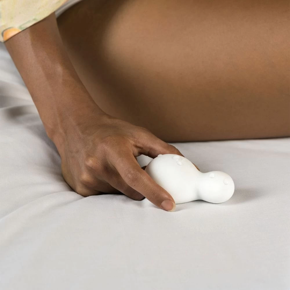 Bảng giá Tenga Iroha Yukida trứng rung cao cấp mềm mại made in Japan mới nhất Bảng giá Tenga Iroha Yukida trứng rung cao cấp mềm mại made in Japan mới nhất