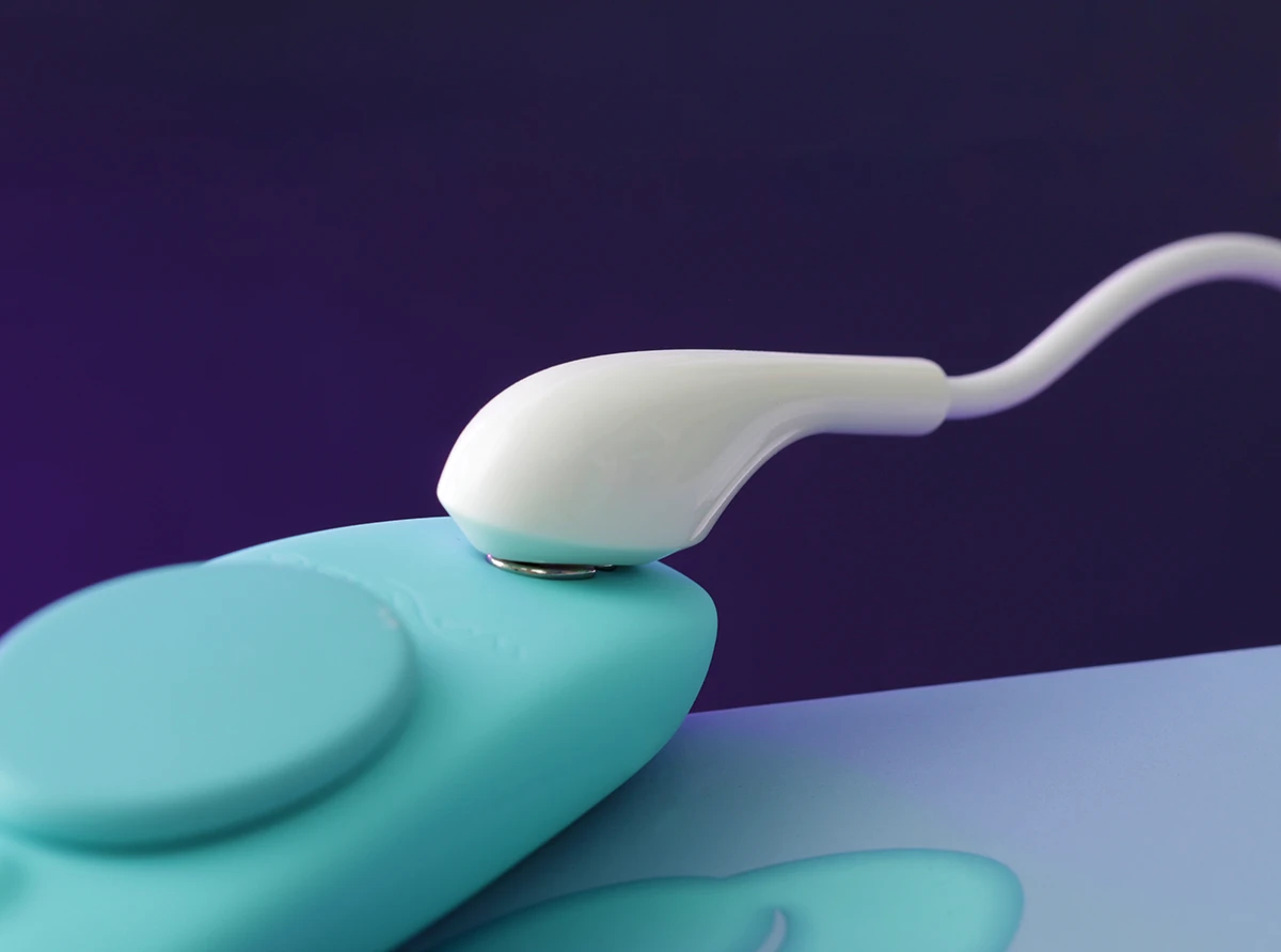 We-Vibe Moxie quần chip rung điều khiển điện thoại cực đã