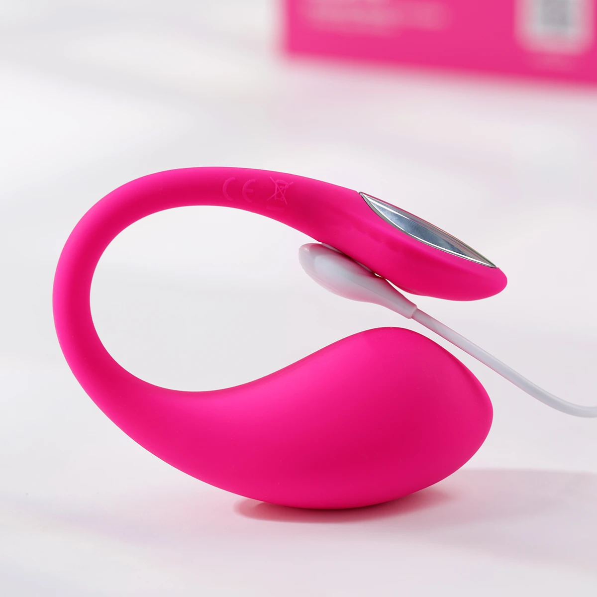 Lovense Lush 4 điều khiển qua app, kích thích G-Spot mạnh mẽ, hưng phấn