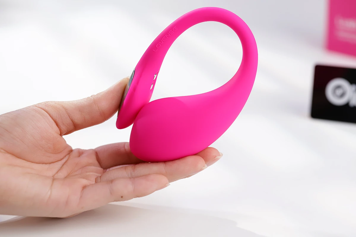 Lovense Lush 4 điều khiển qua app, kích thích G-Spot mạnh mẽ, hưng phấn