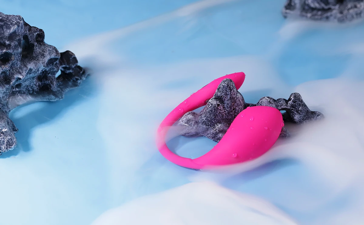 Lovense Lush 4 điều khiển qua app, kích thích G-Spot mạnh mẽ, hưng phấn