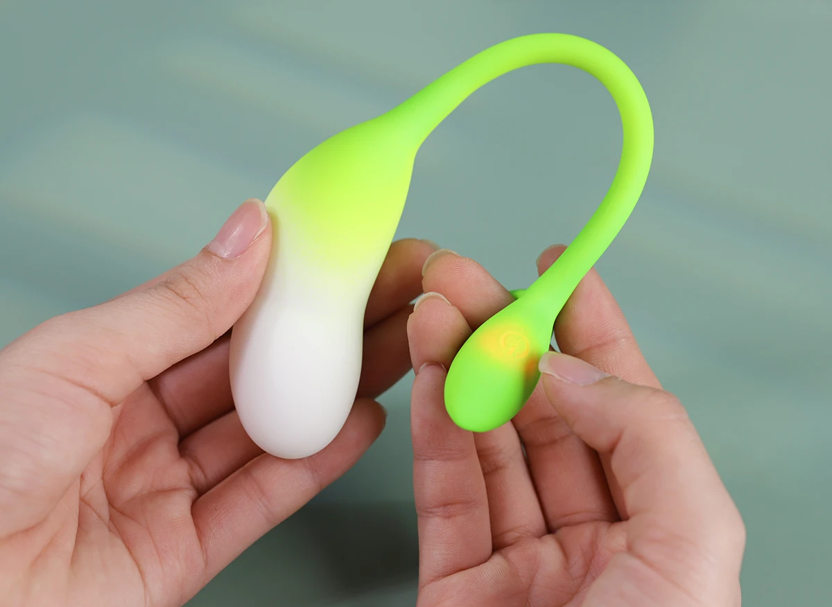 Yeain Spring Buds mini remote controlled 9-mode vibrating love egg