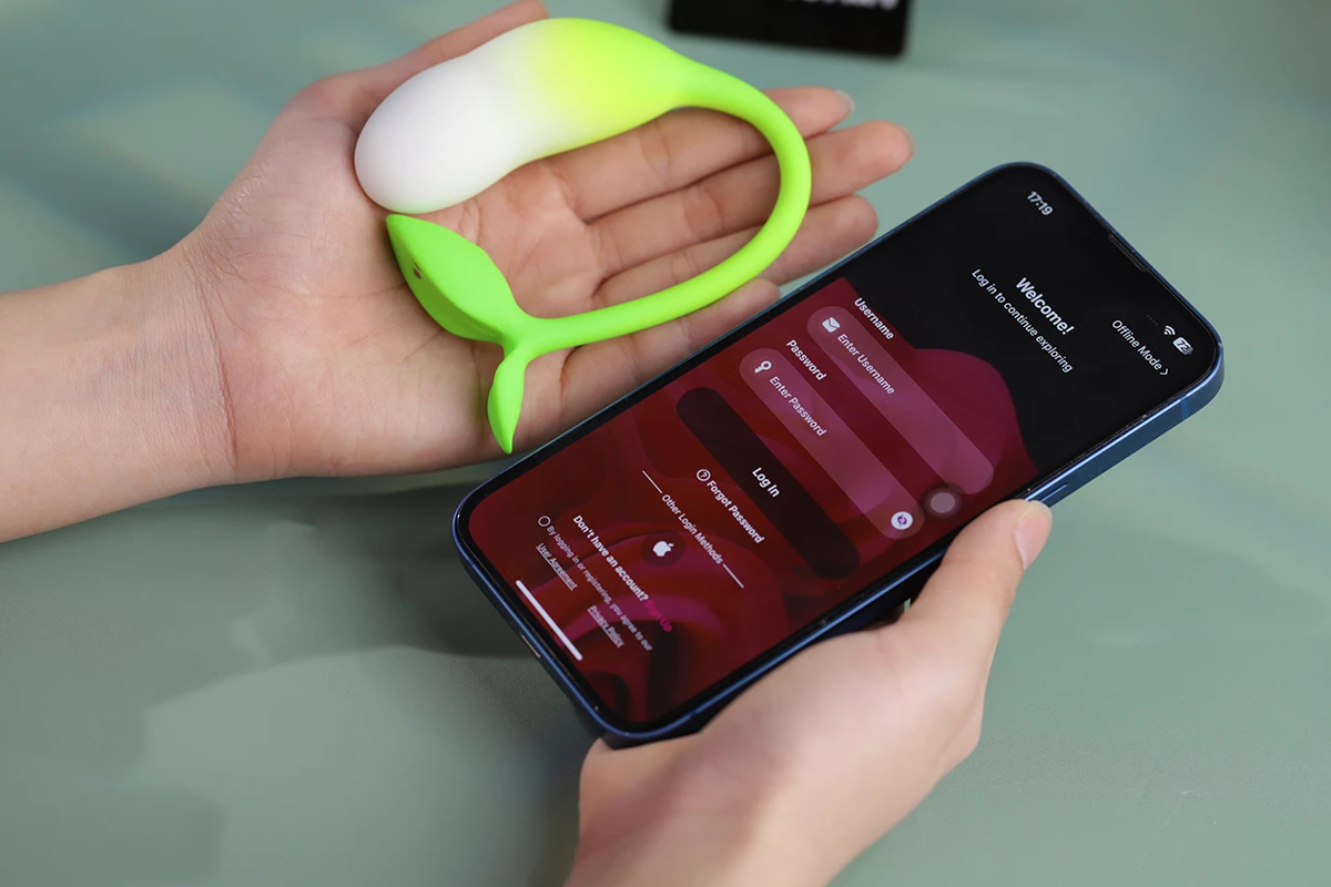 Yeain Spring Buds mini remote controlled 9-mode vibrating love egg