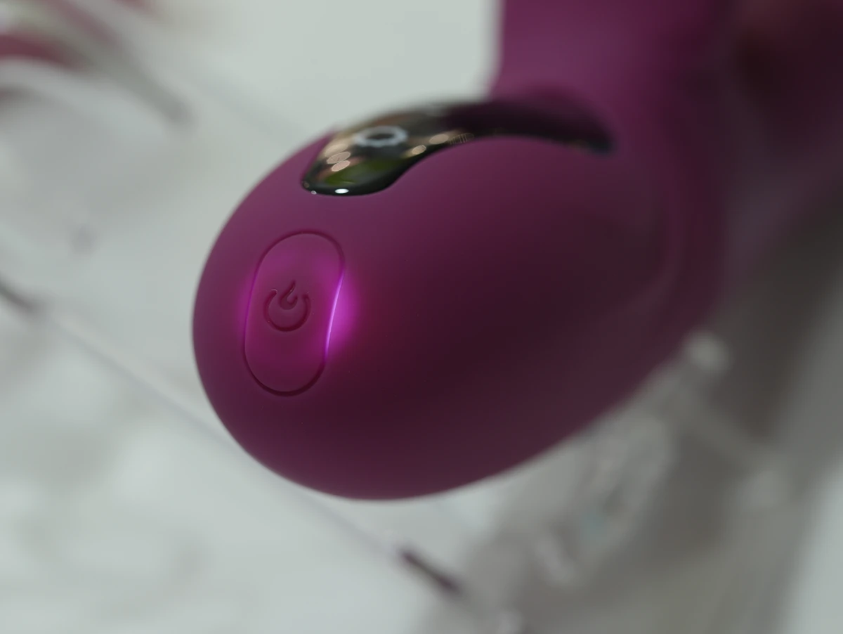 Yeain Hot Wheel Telescopic thụt liếm toả nhiệt kích thích đỉnh cao Yeain Hot Wheel Telescopic thụt liếm toả nhiệt kích thích đỉnh cao