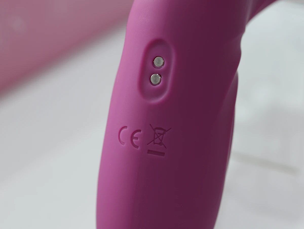 Yeain Hot Wheel Telescopic thụt liếm toả nhiệt kích thích đỉnh cao Yeain Hot Wheel Telescopic thụt liếm toả nhiệt kích thích đỉnh cao