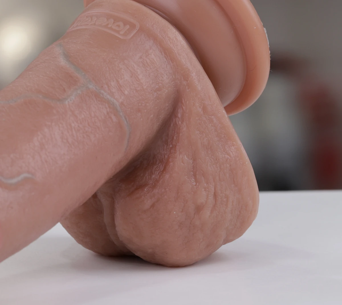 Dương Vật Giả Lovetoy 8 Inch 2 Lớp Silicon Tự Nhiên Giống Thật