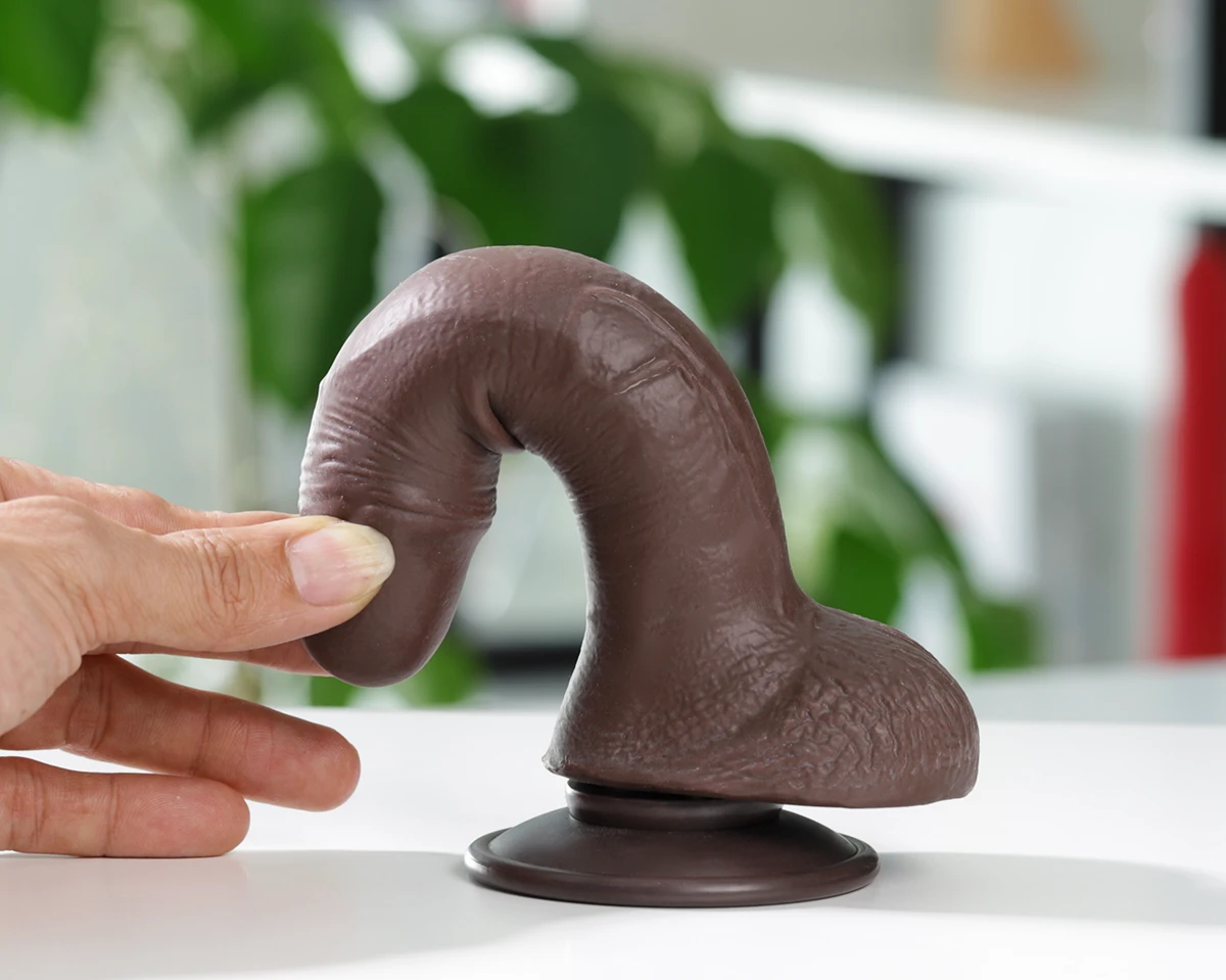 Lovetoy dương vật giả 7.5 inch màu đen da TPE chân thật kích thích cao