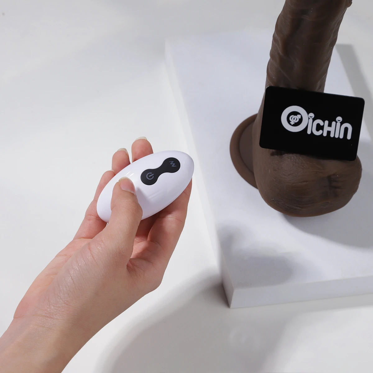 Dương vật giả Aiya rung thụt 9 chế độ cực mạnh siêu sướng