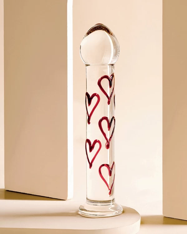 Dương vật thuỷ tinh MizzZee Glass Dildo hoạ tiết trái tim