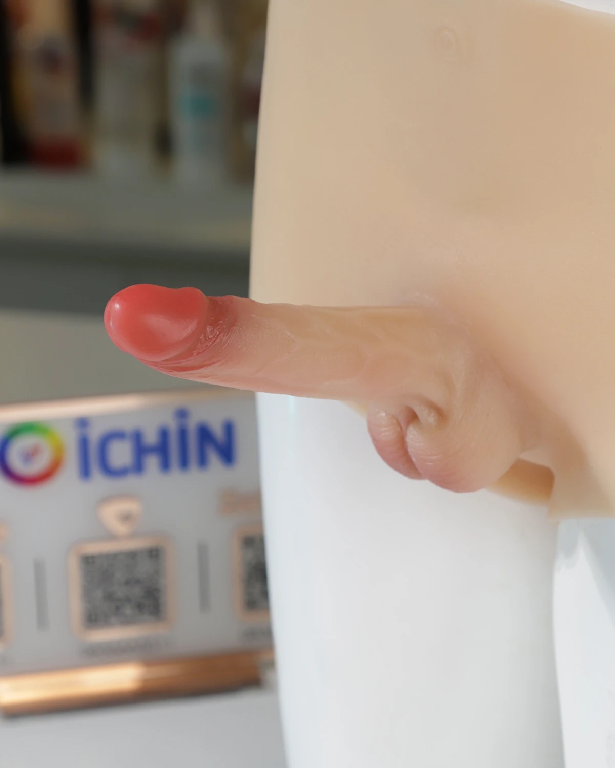 Dương vật giả dạng quần Les JIUAI mềm mịn tự nhiên hấp dẫn