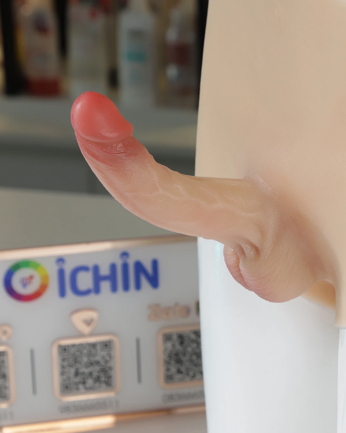 Dương vật giả dạng quần Les JIUAI mềm mịn tự nhiên hấp dẫn