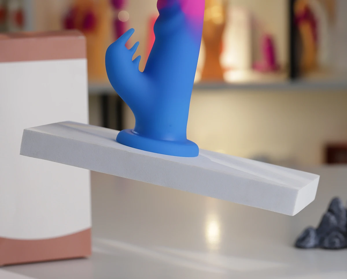 Dương vật giả Loving World CT1917 rung ngoáy lưỡi đa chế độ