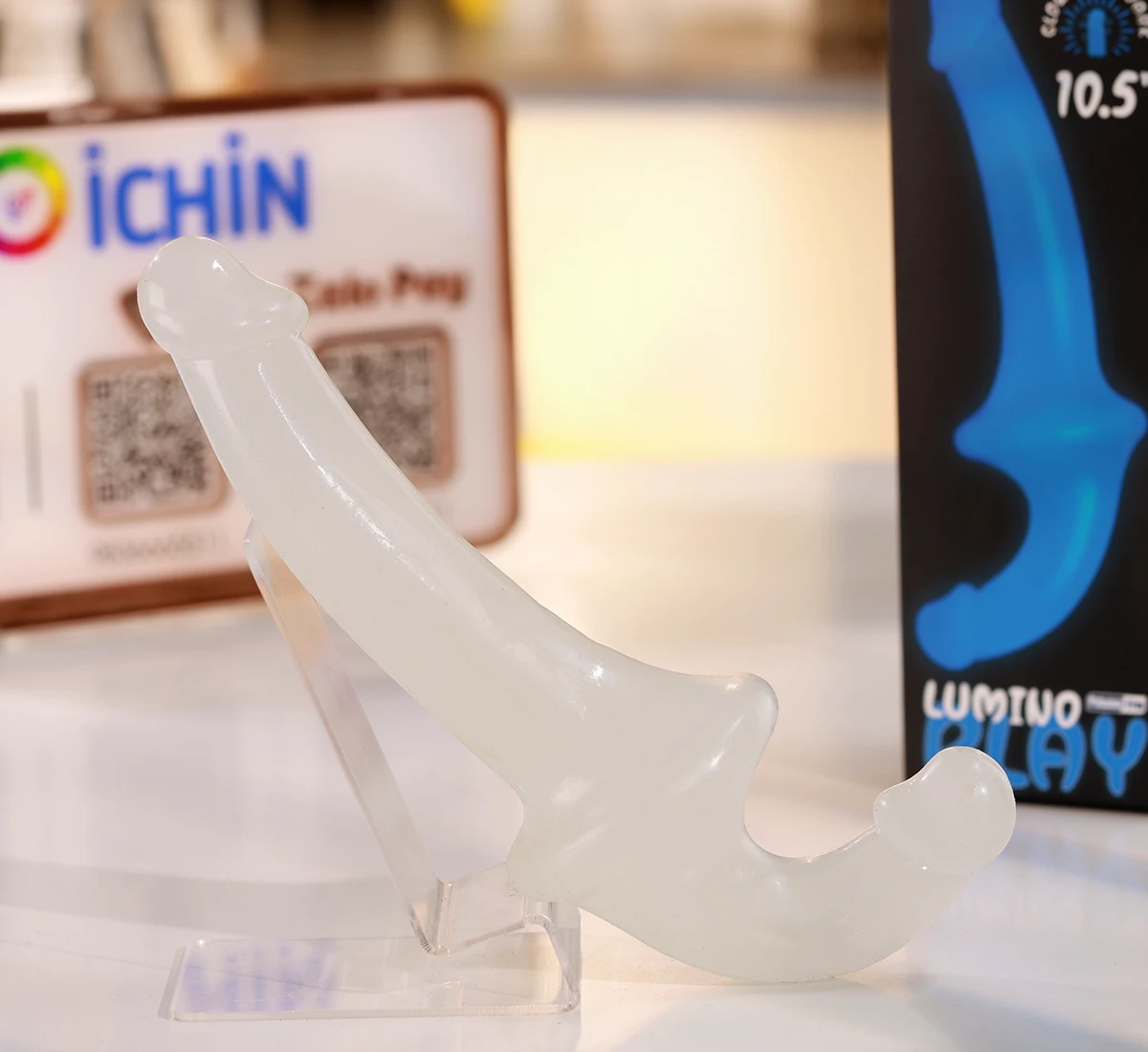 Dương vật giả phát quang Lovetoy Lumino 10.5 inch đôi đầu kích thích