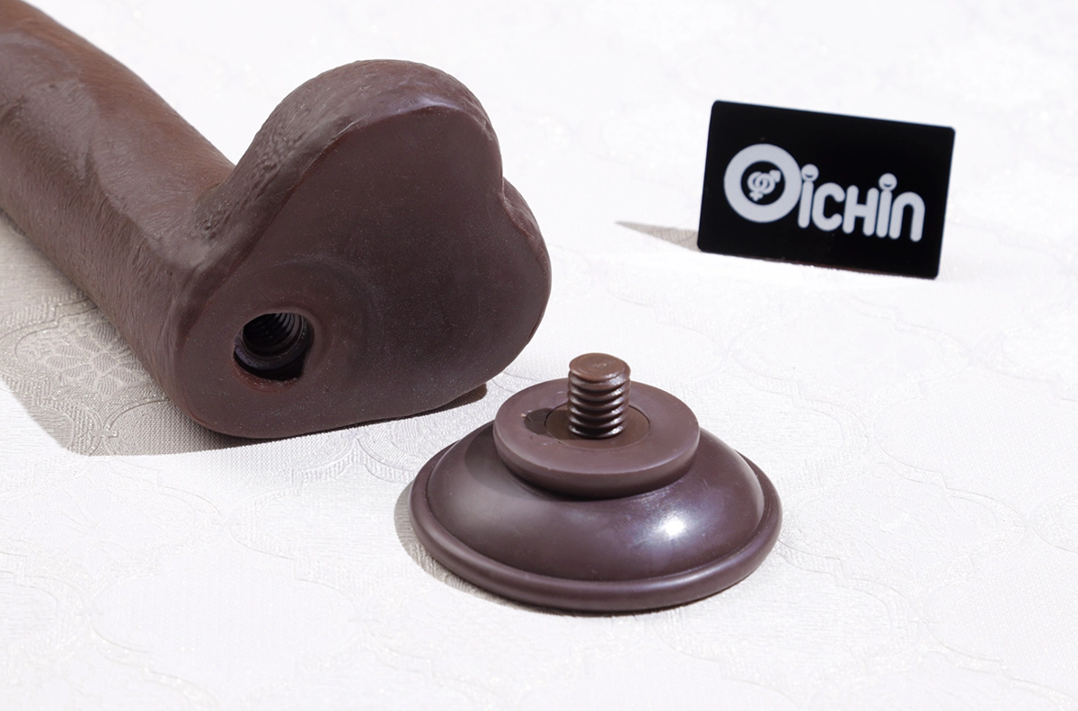 Lovetoy Dương vật giả 8.5 inch cao cấp trượt mềm mại hút mắt