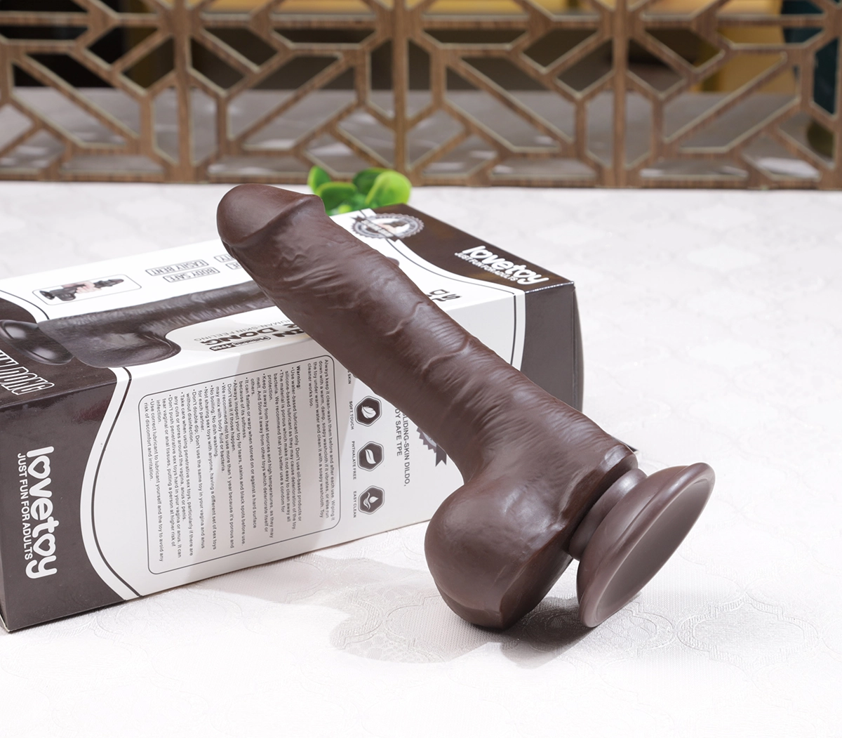 Dương vật giả Lovetoy 8 inch gân guốc Châu Phi kích thích mạnh mẽ