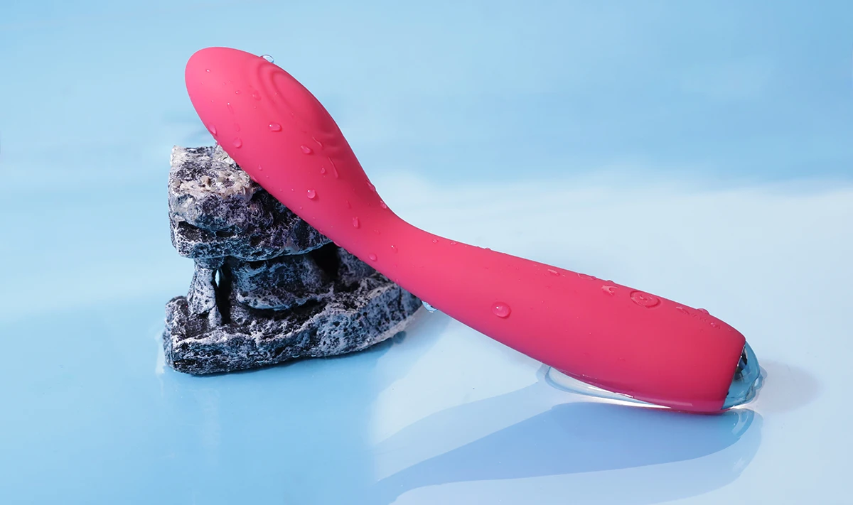 Svakom IRIS Mini 5 Mode Powerful Medical Silicone Vibrator