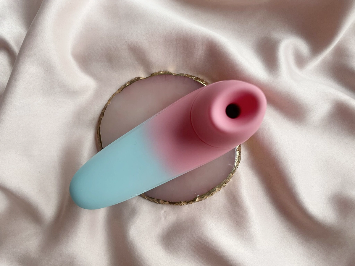 Lovense Tenera 2 máy hút âm vật kết nối App, silicon mượt mà êm ái