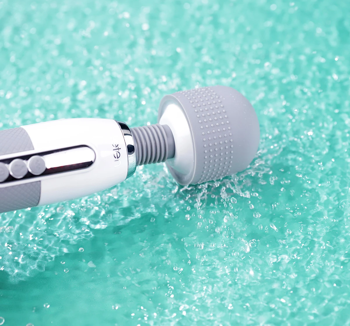 Leten Lighting AV cao cấp 10 chế độ rung tỏa nhiệt siêu mềm mại Leten Lighting AV cao cấp 10 chế độ rung tỏa nhiệt siêu mềm mại