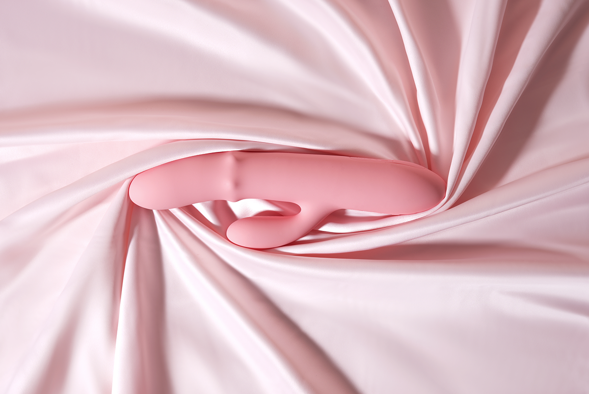  Bỏ sỉ Svakom Mora Neo cấu trúc bi chuyển động kết hợp App smartphone giá rẻ