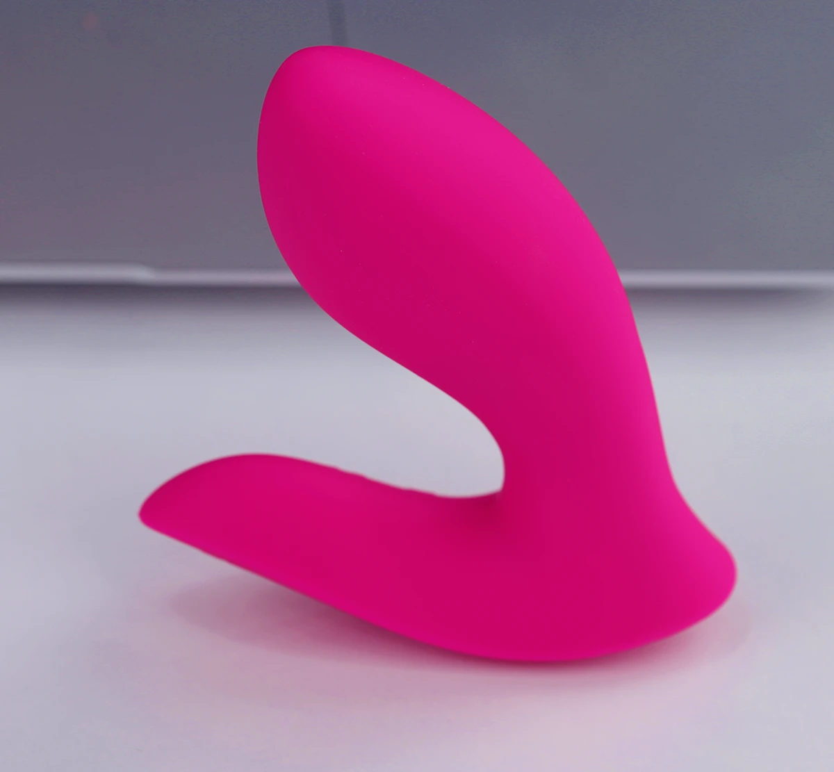 Lovense Flexer máy rung quần chip điều khiển từ xa sướng mê