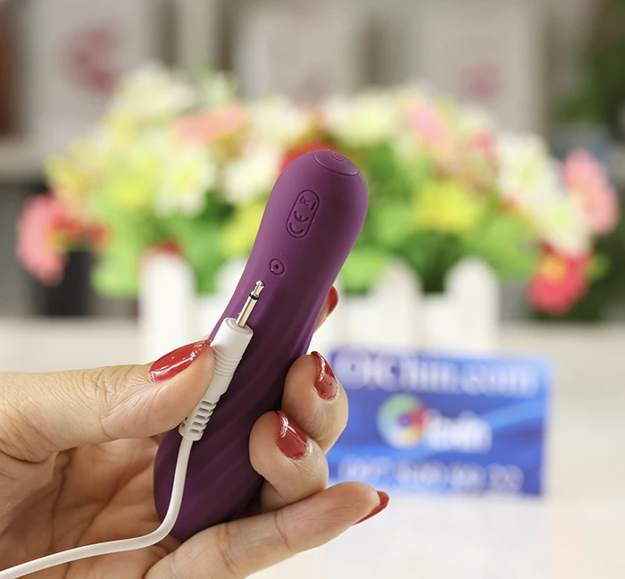 Svakom Tulip mini cao cấp rung mạnh thiết kế đường vân kích thích