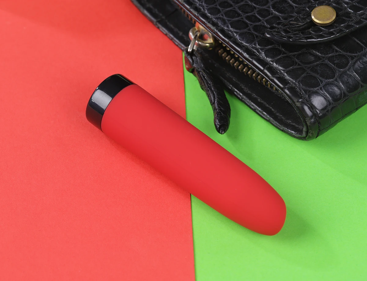 Máy rung thỏi son Magic Motion Awaken điều khiển qua App tiện lợi