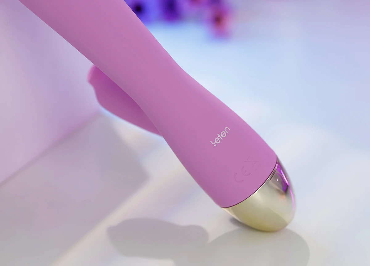 Leten Naughty Bird máy rung liếm có toả nhiệt ấm ám nhỏ gọn