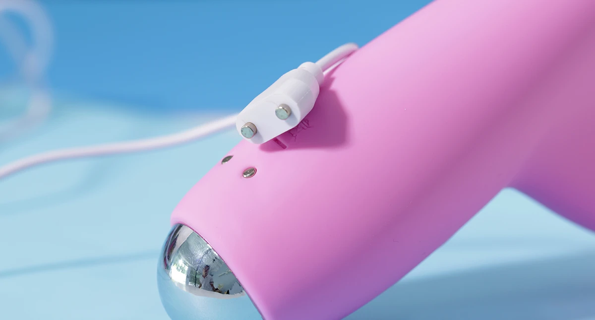  So sánh Nalone Tongue Charm máy massage rung lưỡi kết hợp thụt ngoáy giá sỉ