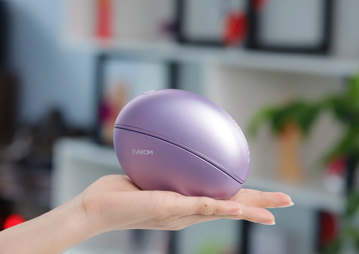 Svakom Pulse Galaxie App Control Lighted Pulsing Clitoral Toy