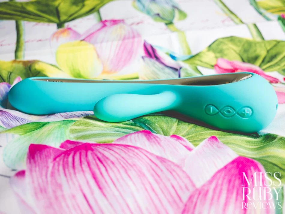 Máy Rung Kích Thích Kép Lelo Soraya 2 Aqua Thụy Điển Cao Cấp