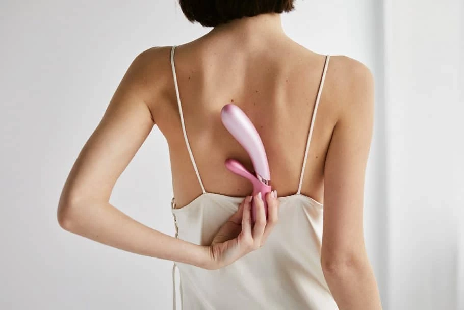 Satisfyer Hot Lover máy rung tai thỏ nóng bỏng kích thích cực đỉnh