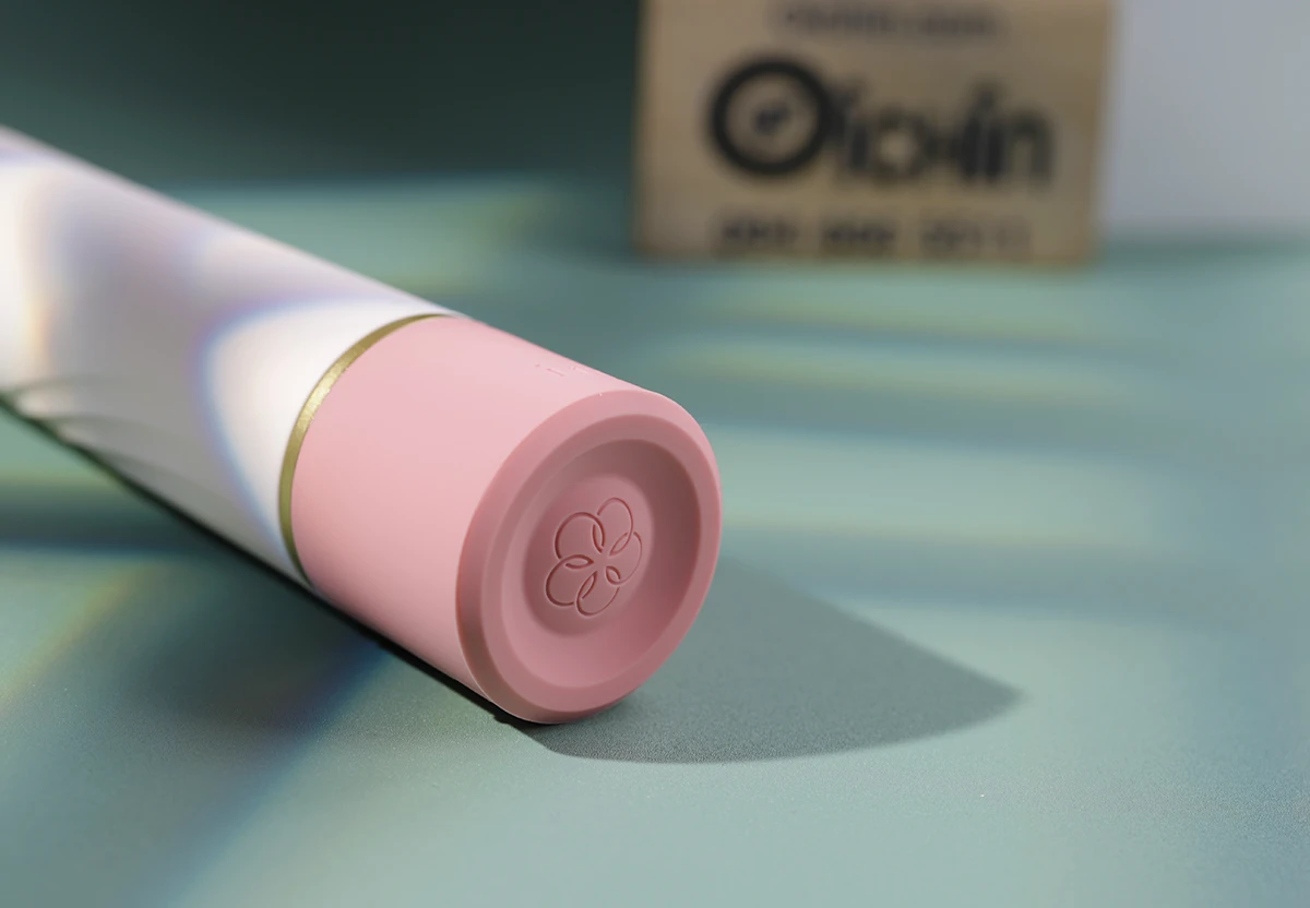 Tenga Iroha Rin+ 6 chế độ rung siêu mềm mại, kích thích mạnh Tenga Iroha Rin+ 6 chế độ rung siêu mềm mại, kích thích mạnh