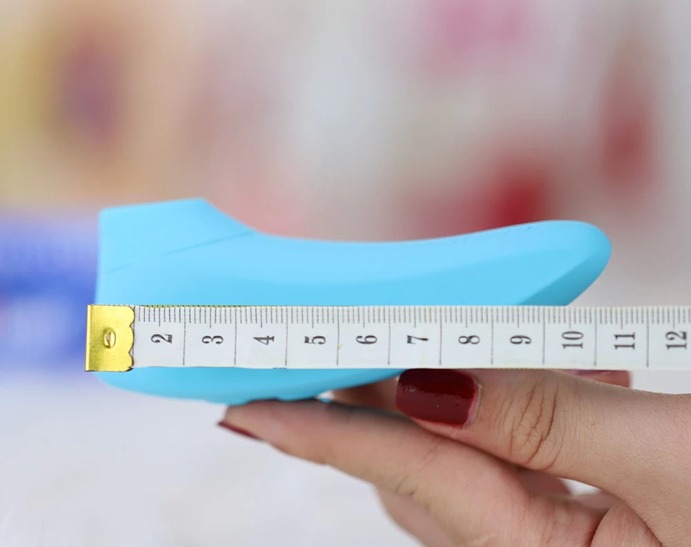 Lovense Tenera điều khiển app thông minh máy hút âm vật cao cấp