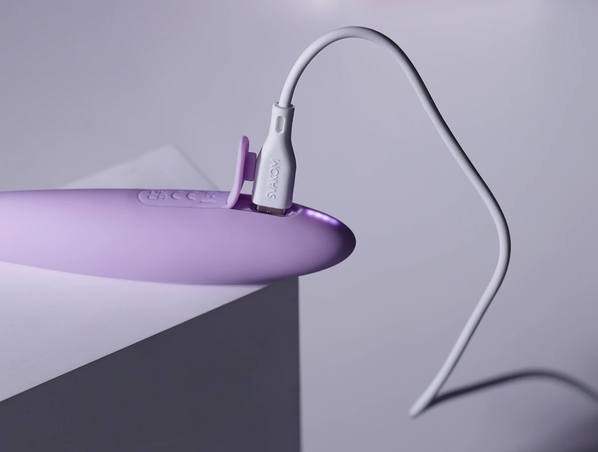 Svakom Cici 2 điều khiển qua app máy rung điểm G cao cấp