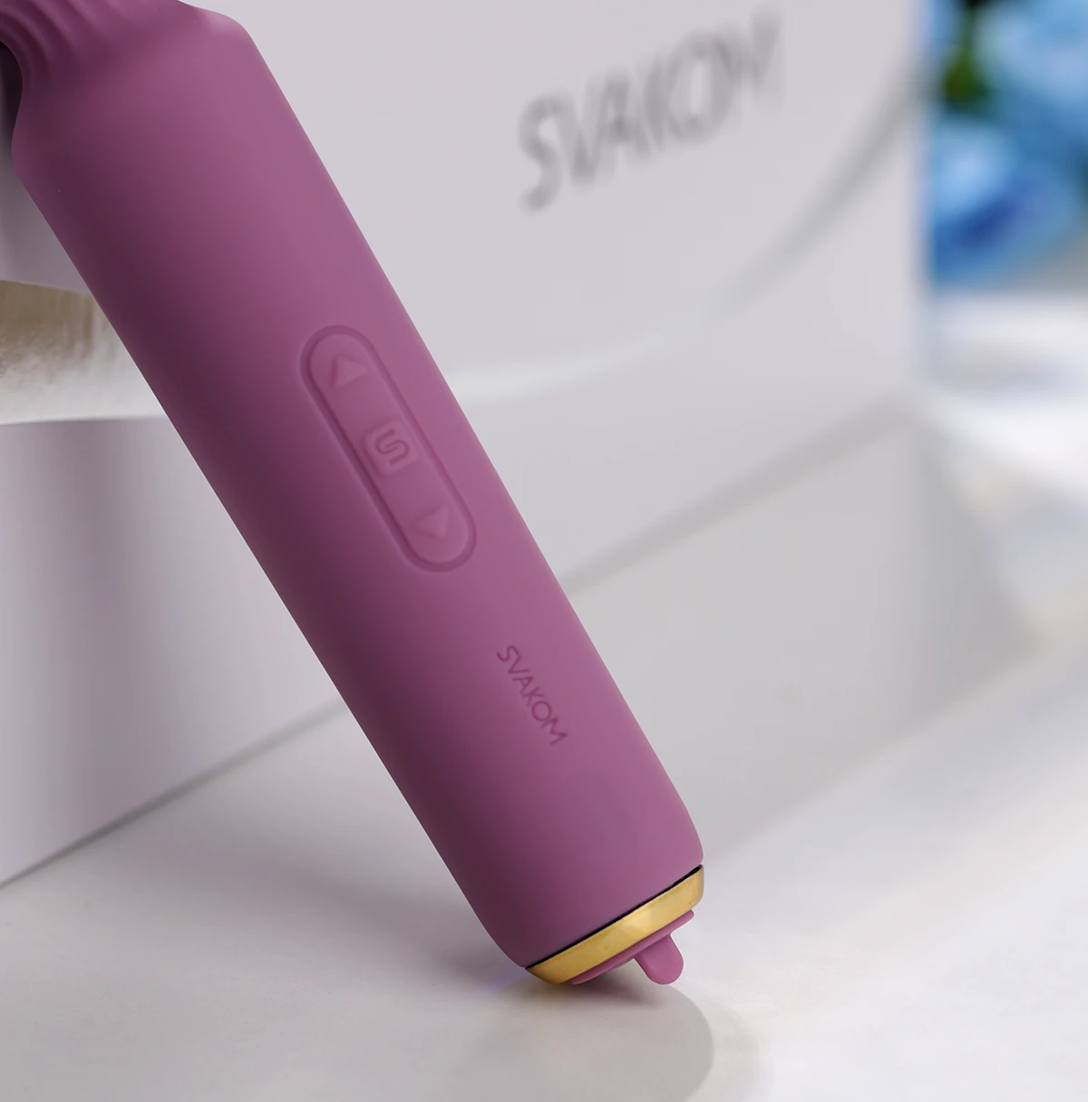 Chày rung Svakom Mini Emma Neo nhỏ gọn điều khiển App giá tốt