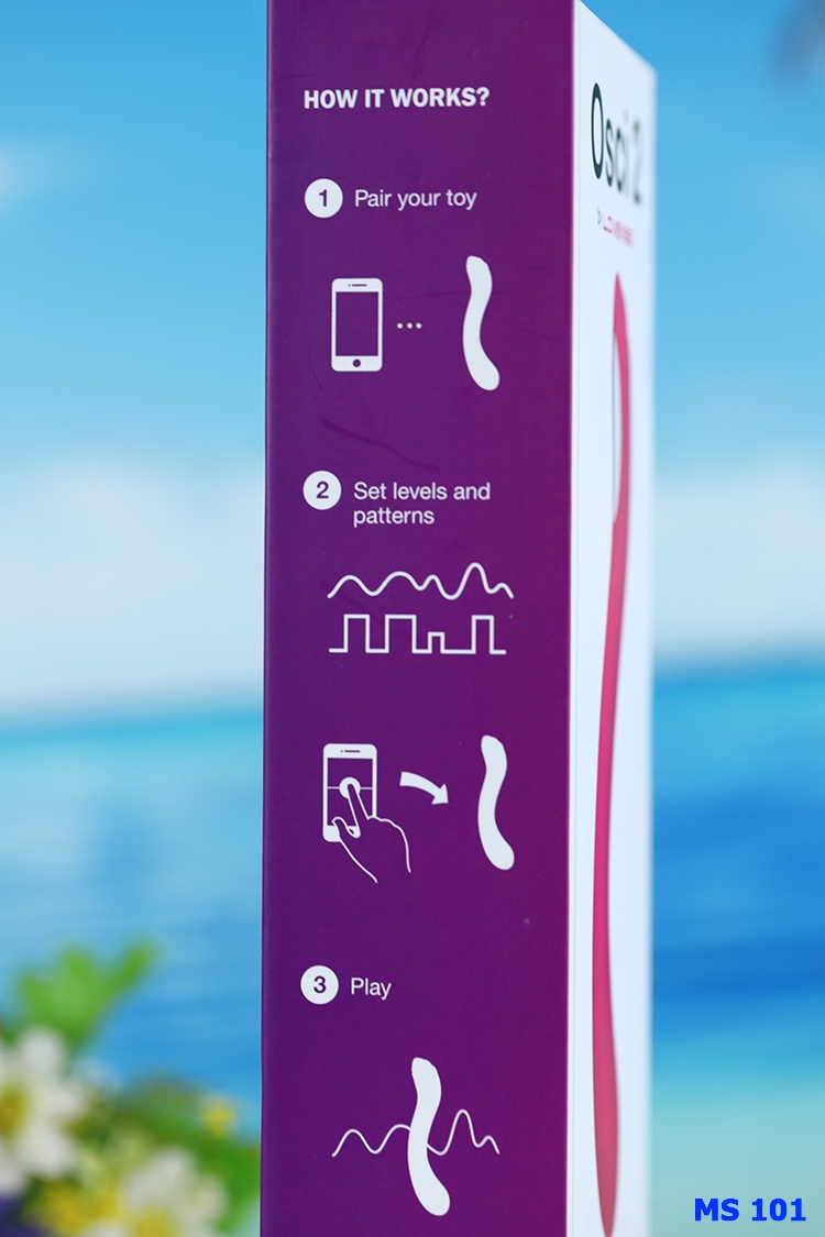 Osci 2 điều khiển qua smartphone với vô vàn chế độ rung. Xóa nhòa khoảng cách, gắn kết yêu thương. Giờ thì tải ứng dụng, kết nối sextoys với điện thoại và tận hưởng thôi nào.