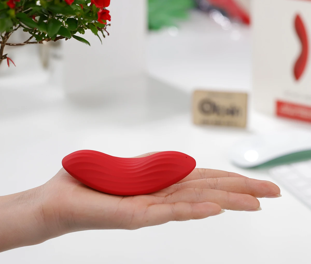 Máy rung Svakom Echo Neo gắn quần chip App giá sốc ưu đãi