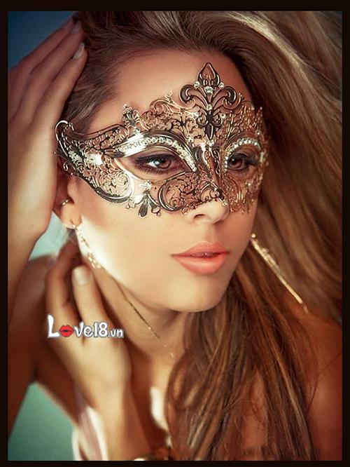 Mặt Nạ Nữ Hoàng Bóng Đêm Cosplay Đẹp Độc Đáo Cho Lễ Hội