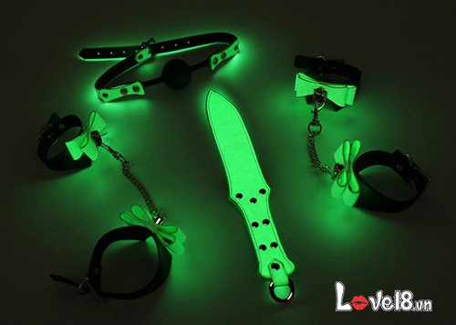 Set bạo dâm 7 món dạ quang độc đáo, kích thích cực đỉnh