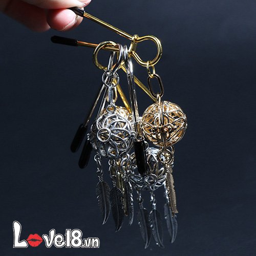 Bộ kẹp vú bạo dâm phát sáng đèn Charm hấp dẫn, kích thích