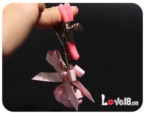 Bộ kẹp vú bạo dâm có lục lạc đính nơ BZ09E giá tốt