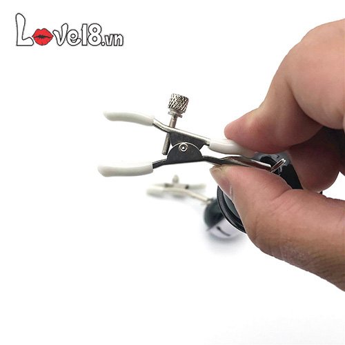 Bộ kẹp nhũ hoa bạo dâm có lục lạc kích thích