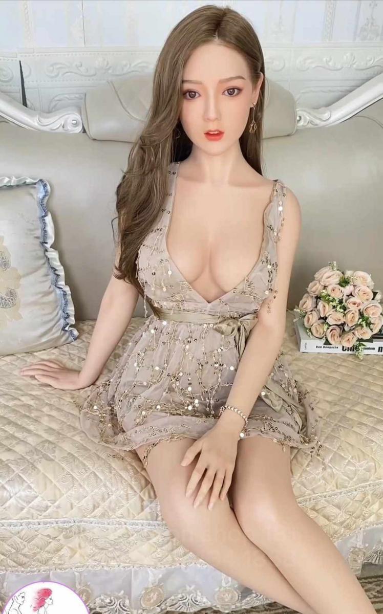 Realistic Lifelike Vibrating Sex Doll with Squeezing & Sound