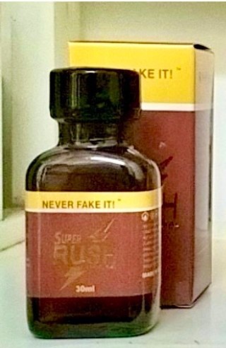 Popper 30ml chai vuông chính hãng đa mẫu mã hàng chất lượng Popper 30ml chai vuông chính hãng đa mẫu mã hàng chất lượng