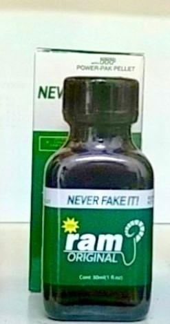 Popper 30ml chai vuông chính hãng đa mẫu mã hàng chất lượng Popper 30ml chai vuông chính hãng đa mẫu mã hàng chất lượng