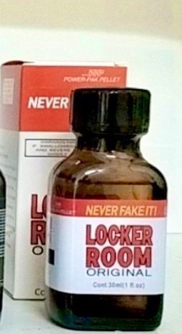 Popper 30ml chai vuông chính hãng đa mẫu mã hàng chất lượng Popper 30ml chai vuông chính hãng đa mẫu mã hàng chất lượng