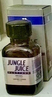 Popper 30ml chai vuông chính hãng đa mẫu mã hàng chất lượng Popper 30ml chai vuông chính hãng đa mẫu mã hàng chất lượng