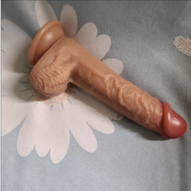 Dương Vật Giả Gắn Tường Size D Siêu Mềm Kích Thích Cực Đã